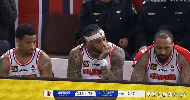  国际比赛日体能课后，本菲卡更衣室发声备战CBA常规赛，目标明确，高层口径保持一致