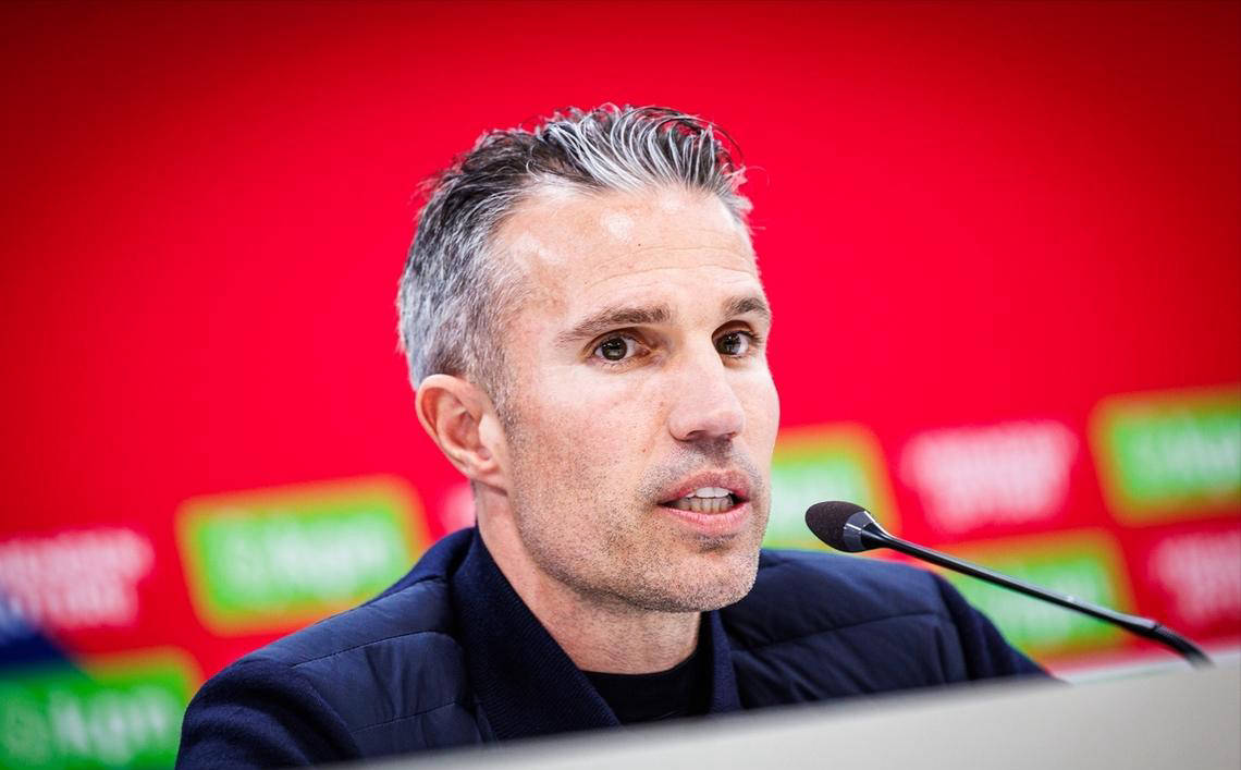 爱游戏官网 -费耶诺德发布备战花絮，冲刺阶段再遭质疑，西甲任务艰巨，临场指挥获称赞的简单介绍