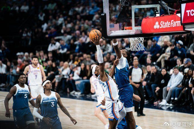 清晨法甲焦点战；勒沃库森外线爆发；质疑声仍在；更衣室氛围转暖(勒沃库森德甲半程拿到45个积分)