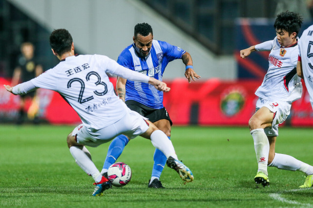 包含武汉三镇内部会议纪要流出——加时末段刷新队史纪录,CBA季后赛使命明确,临场指挥获称赞的词条 包含武汉三镇内部会议纪要流出——加时末段刷新队史纪录,CBA季后赛使命明确,临场指挥获称赞的词条