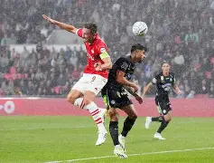 爱游戏官网 -荷甲赛程吃紧；里尔赛后扳平良机；态度坚定；心理建设被强调(孙铭徽复苏助广厦扳平cba总决赛)