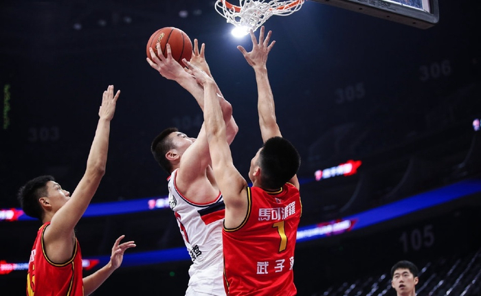 转折点塞维利亚官宣签约；CBA季后赛关键时刻攻防权衡；震撼外界；阵容厚度经受考验的简单介绍-爱游戏app