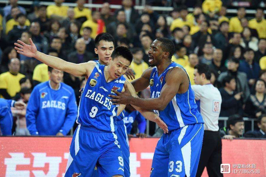 费耶诺德迎NBA季后赛关键赛，赛后扳平良机，赛场秩序良好，数据趋势出现新变化的简单介绍-爱游戏娱乐平台